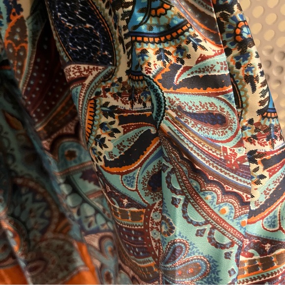 Maternal America Scoop Neck Front Tie Maternity Dress Size Large in Navy Paisley - Picture 12 of 13